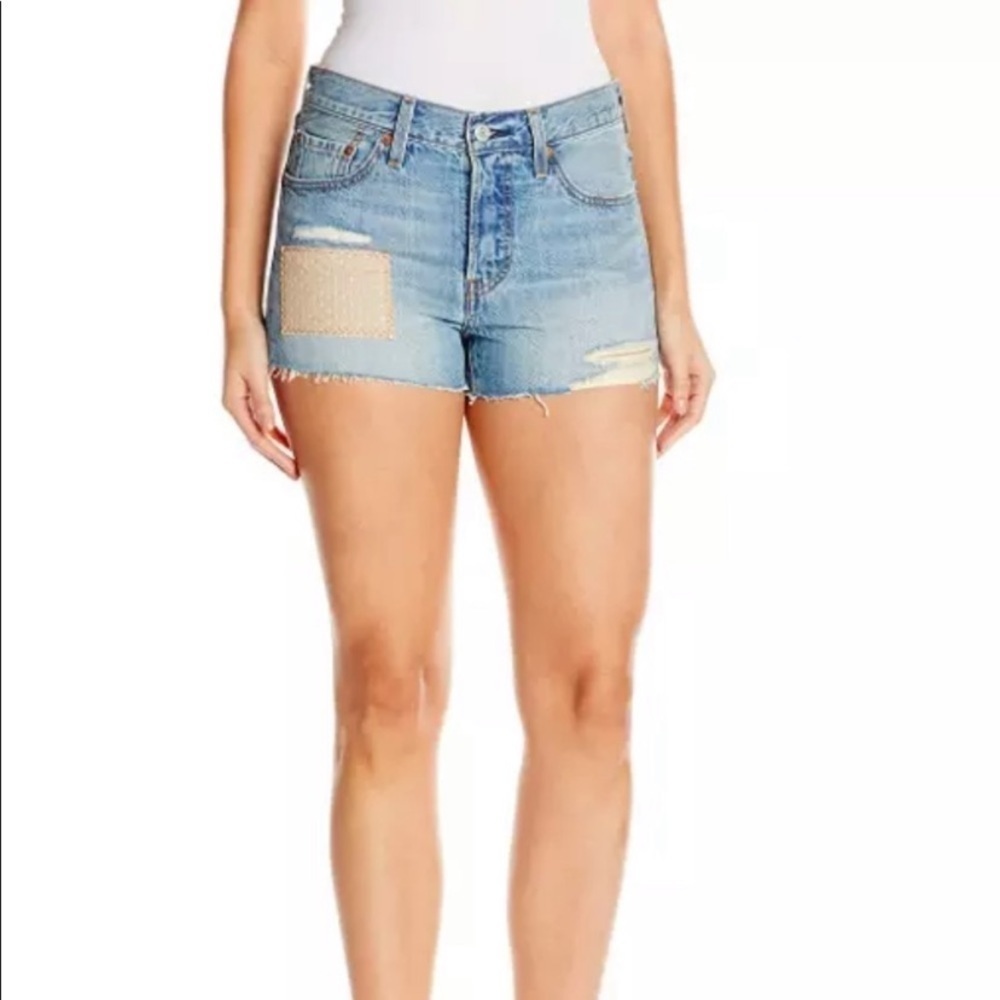 Levi's Patched 501 Cut Off Denim Jean Shorts Size 28